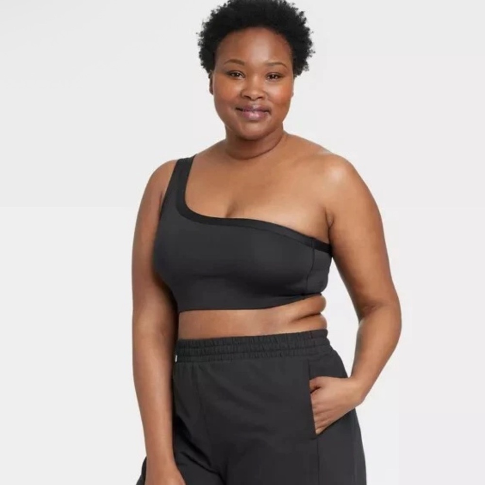 All in Motion  Black 2X Top